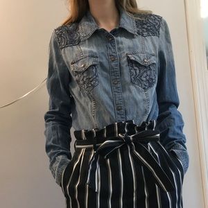 Guess embellished denim snap-closure blouse
